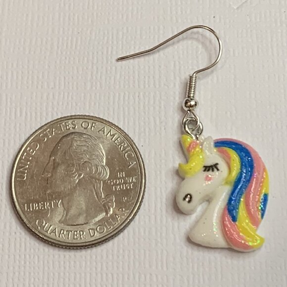 Unicorn Earring, Unicorn Jewelry, Gift Idea, Silly Earring, Cute Earring, Animal - Picture 5 of 5